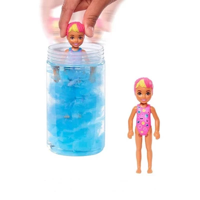 Barbie - Chelsea Color Reveal ! Color Changing Kids - Beach Go'er Doll With 6 Surprise Accessories 4 Barbie - Chelsea Color Reveal ! Color Changing Kids - Beach Go'er Doll With 6 Surprise Accessories - Image 2