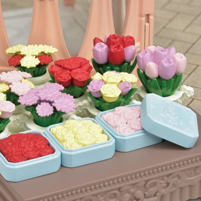 Calico Critters Town Series Blooming Flower Shop, Fashion Dollhouse Playset With Furniture And Accessories 7 Calico Critters Town Series Blooming Flower Shop, Fashion Dollhouse Playset With Furniture And Accessories - Image 5