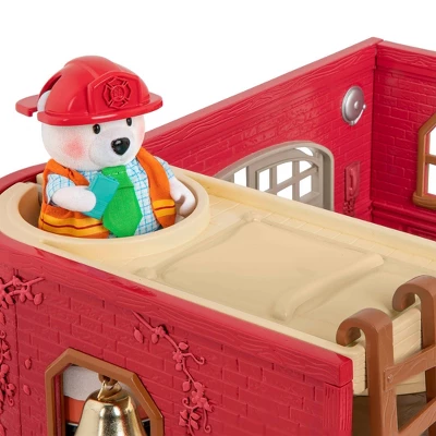 Li'l Woodzeez Honeysuckle Safety Department – 16pc Toy Fire Station Playset 4 Li'l Woodzeez Honeysuckle Safety Department – 16pc Toy Fire Station Playset - Image 2