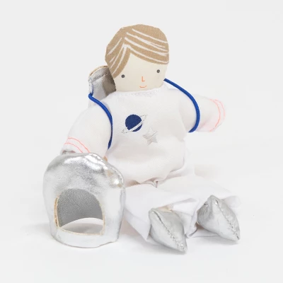 Meri-Meri Meri Meri Astronaut Mini Suitcase Doll (Pack Of 1) 5 Meri-Meri Meri Meri Astronaut Mini Suitcase Doll (Pack Of 1) - Image 3