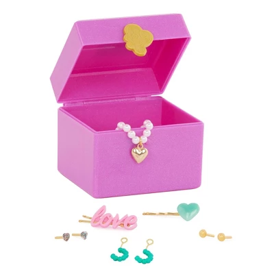 Our Generation Cristina 18" Jewelry Doll 5 Our Generation Cristina 18" Jewelry Doll - Image 3