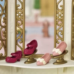 Calico Critters Fashion Boutique, Dollhouse Playset With Figure And Fashion Accessories 9 Calico Critters Fashion Boutique, Dollhouse Playset With Figure And Fashion Accessories -Toy Promotion GUEST e3deedcb f2ad 4a5e 9f91 f624b6188983